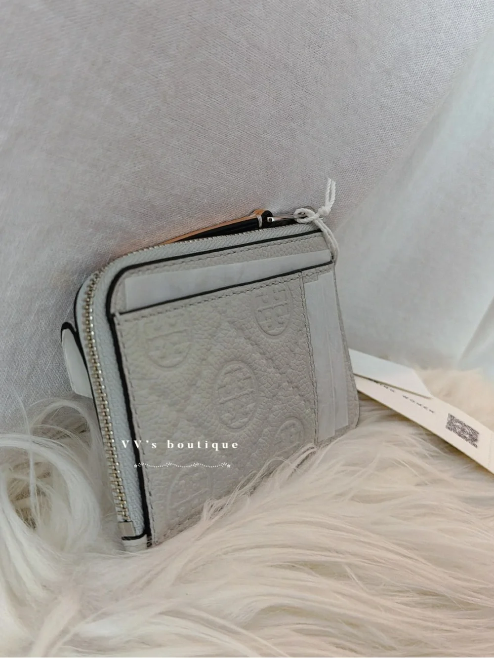 NWT Tory Burch Pebble Envelope Zip Card Case Holder Light Titanium Grey 171715
